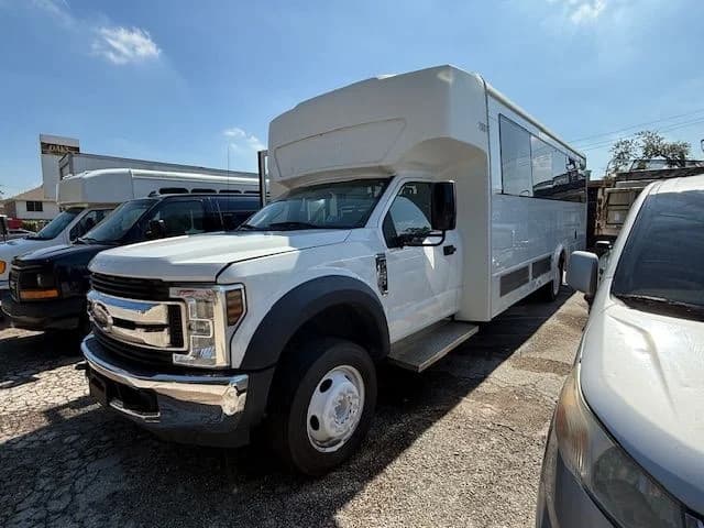 2018 Ford F550 - Image 12 2018 Ford F550 - Image 12