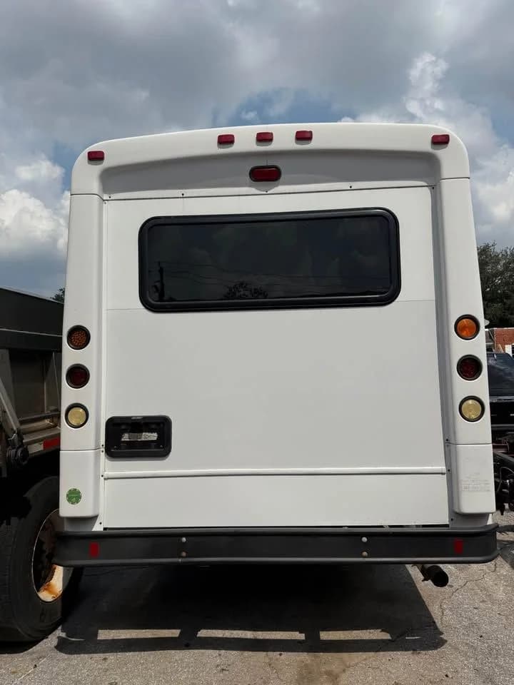 2018 Ford F550 - Image 2 2018 Ford F550 - Image 2