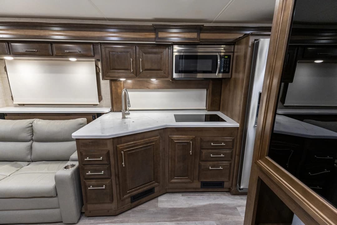 2022 Entegra Accolade 37M Motorhome - Image 20 2022 Entegra Accolade 37M Motorhome - Image 20