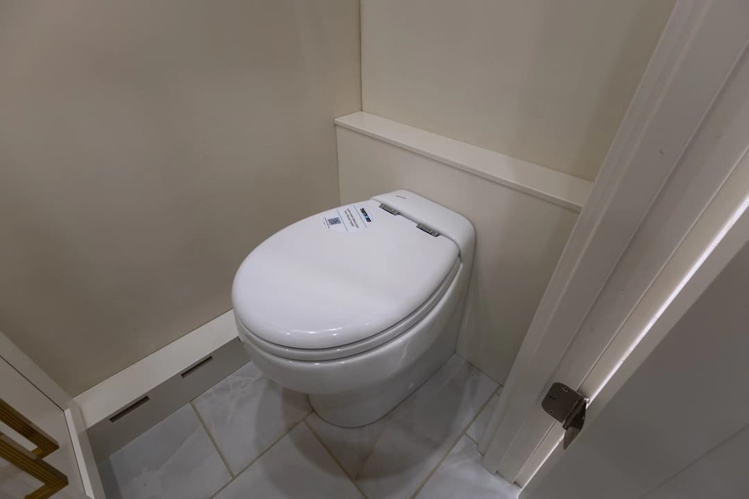 2026 Showhauler Adventure A4501 Motorhome - Image 24 2026 Showhauler Adventure A4501 Motorhome - Image 24