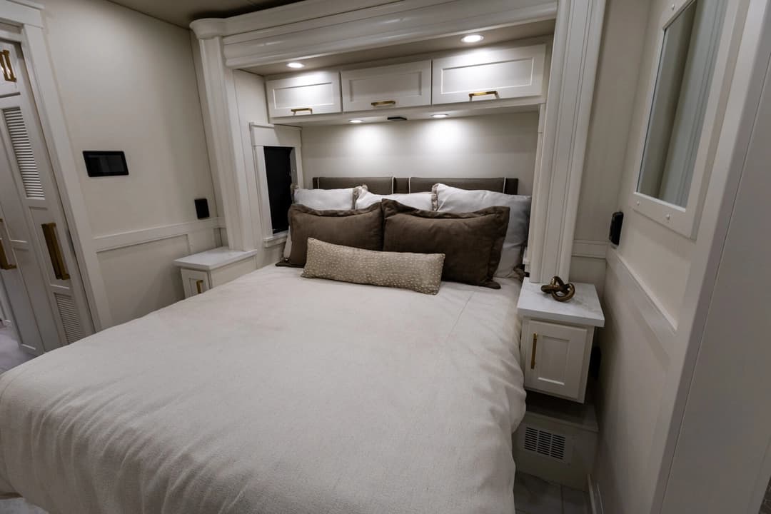 2026 Showhauler Adventure A4501 Motorhome - Image 27 2026 Showhauler Adventure A4501 Motorhome - Image 27