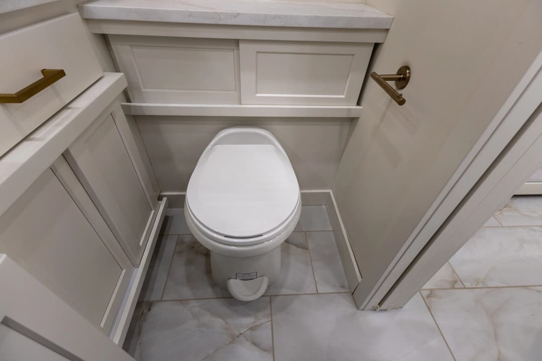 2026 Showhauler Adventure A4501 Motorhome - Image 30 2026 Showhauler Adventure A4501 Motorhome - Image 30