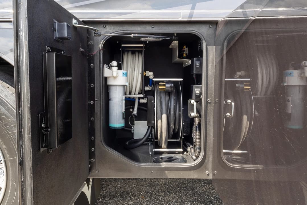 2026 Showhauler Adventure A4501 Motorhome - Image 46 2026 Showhauler Adventure A4501 Motorhome - Image 46