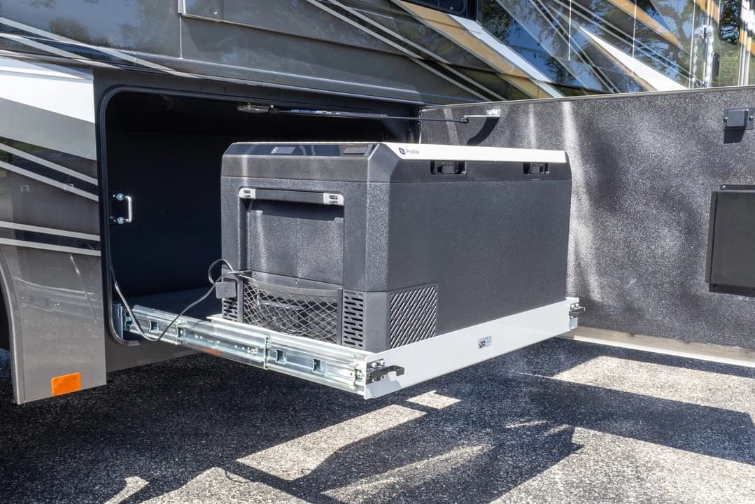 2026 Showhauler Adventure Motorhome - Image 37 2026 Showhauler Adventure Motorhome - Image 37