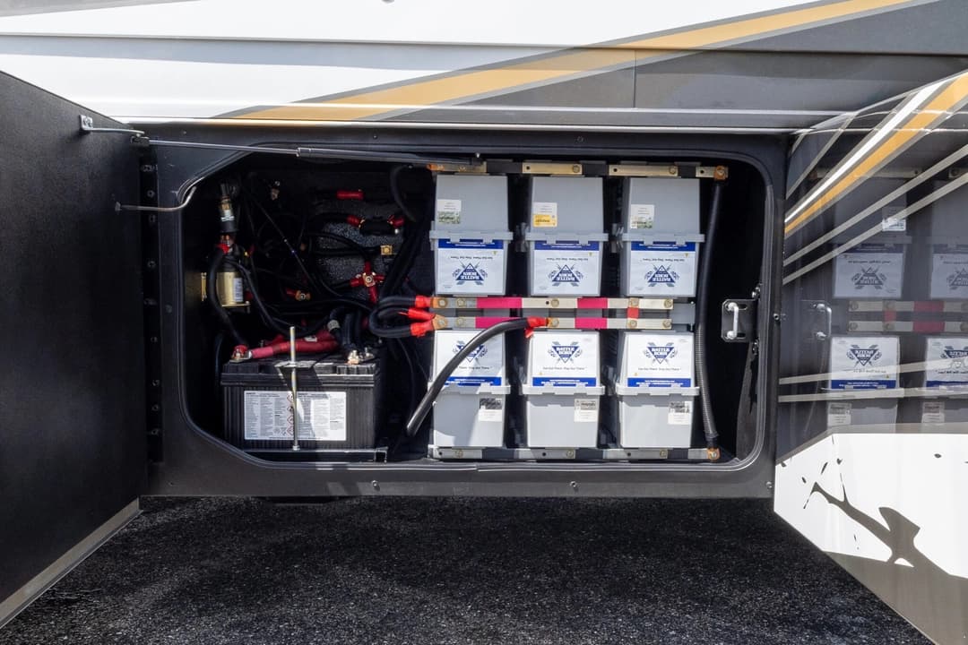 2026 Showhauler Adventure Motorhome - Image 42 2026 Showhauler Adventure Motorhome - Image 42