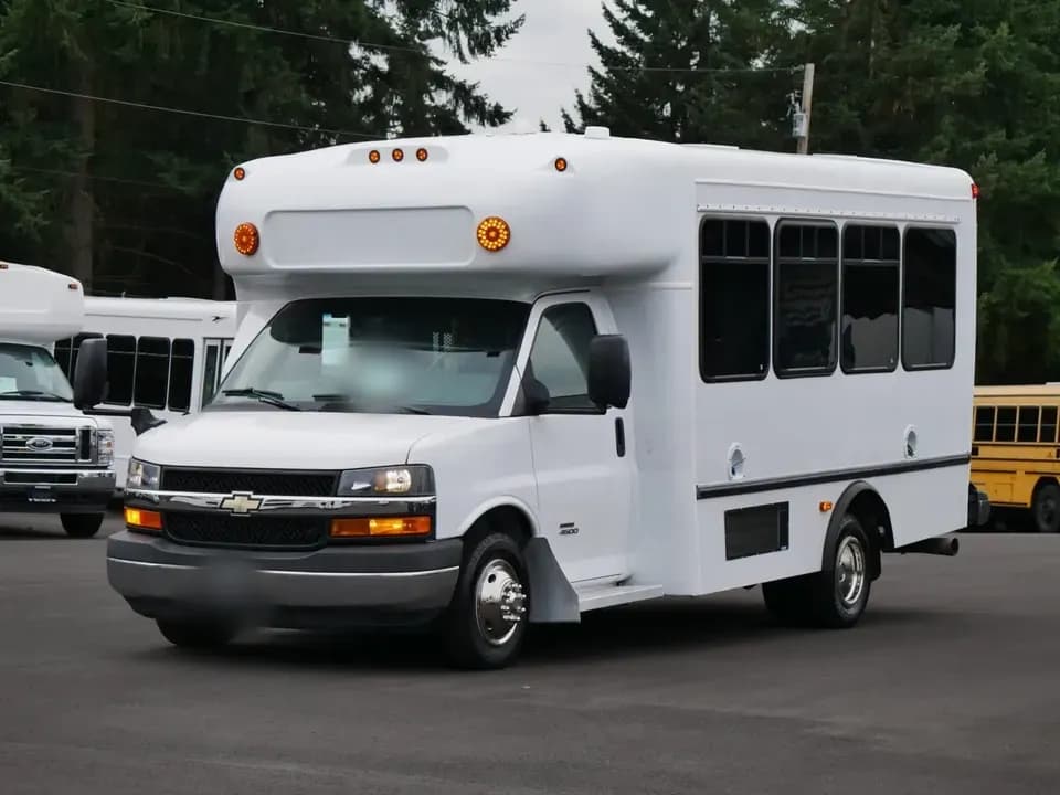 2014 Chevrolet 4500 bus 2014 Chevrolet 4500 bus