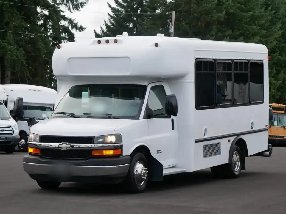 2012 Chevrolet 4500 bus 2012 Chevrolet 4500 bus