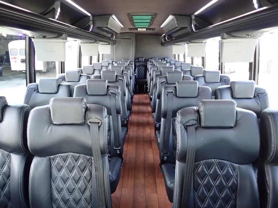2014 Grech Motors GM40 Freightliner Shuttle Bus - Thumbnail 6 2014 Grech Motors GM40 Freightliner Shuttle Bus - Thumbnail 6