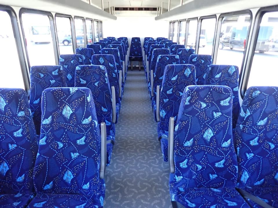 2018 Ford F650 Super Duty Starcraft Allstar XL Shuttle Bus - Image 6 2018 Ford F650 Super Duty Starcraft Allstar XL Shuttle Bus - Image 6