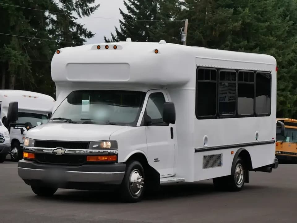 2012 Chevrolet 4500 bus 2012 Chevrolet 4500 bus