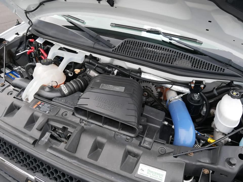 2012 Chevrolet 4500 Startrans ADA Shuttle Bus - Image 9 2012 Chevrolet 4500 Startrans ADA Shuttle Bus - Image 9