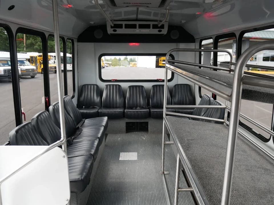 2016 Ford E450 El Dorado Shuttle Bus - Thumbnail 6 2016 Ford E450 El Dorado Shuttle Bus - Thumbnail 6