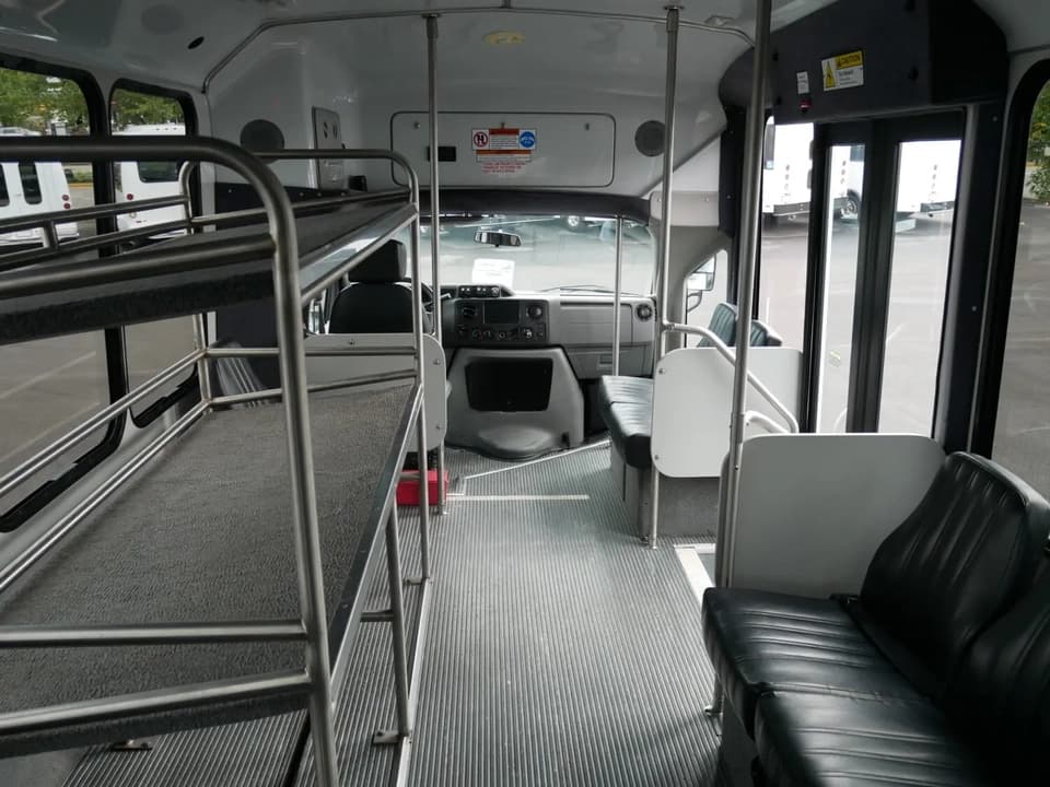 2016 Ford E450 El Dorado Shuttle Bus - Thumbnail 8 2016 Ford E450 El Dorado Shuttle Bus - Thumbnail 8