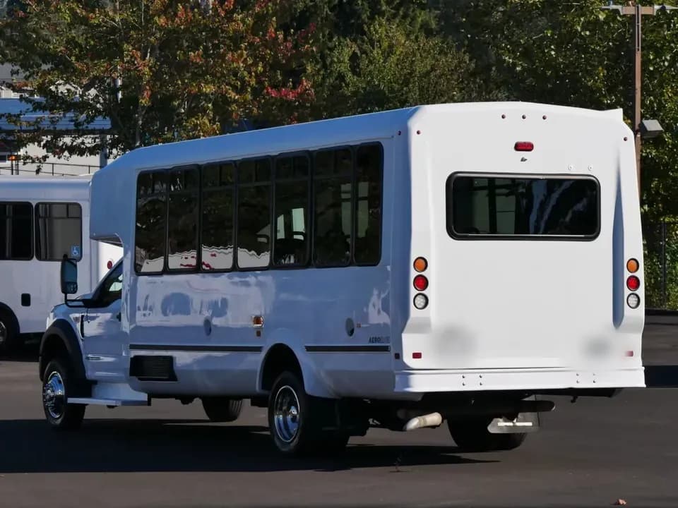 2021 Ford F550 Super Duty El Dorado Aero Elite ADA Shuttle Bus - Thumbnail 2 2021 Ford F550 Super Duty El Dorado Aero Elite ADA Shuttle Bus - Thumbnail 2