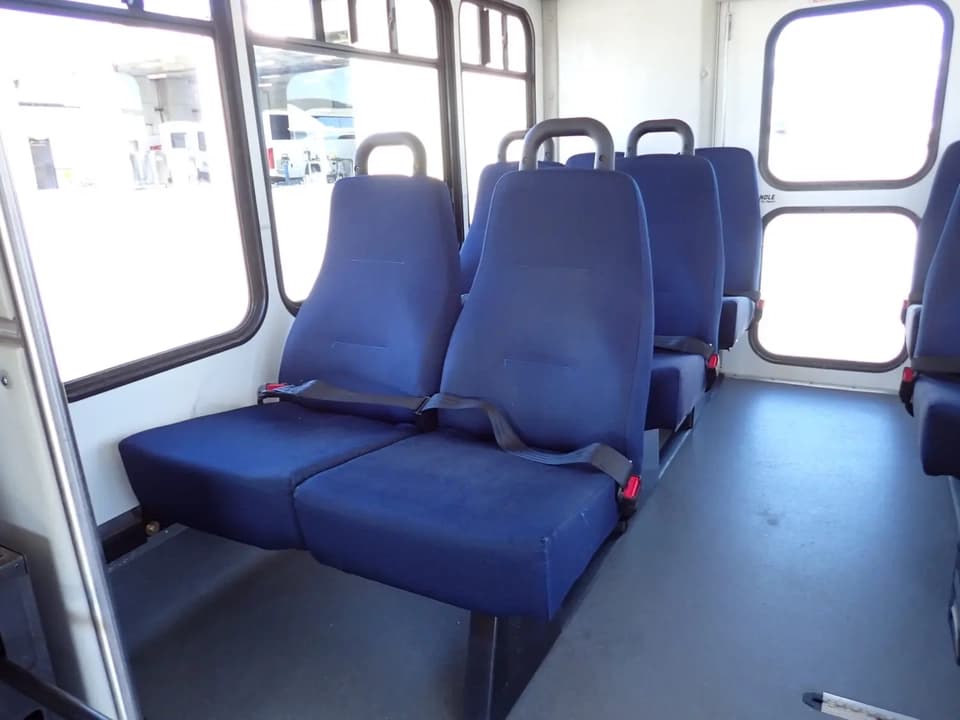 2017 Ford E350 Startrans Senator ADA Shuttle Bus - Thumbnail 5 2017 Ford E350 Startrans Senator ADA Shuttle Bus - Thumbnail 5