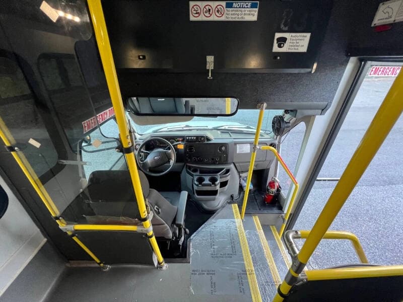 2018 Ford E-350 ADA Shuttle Bus - Image 13 2018 Ford E-350 ADA Shuttle Bus - Image 13