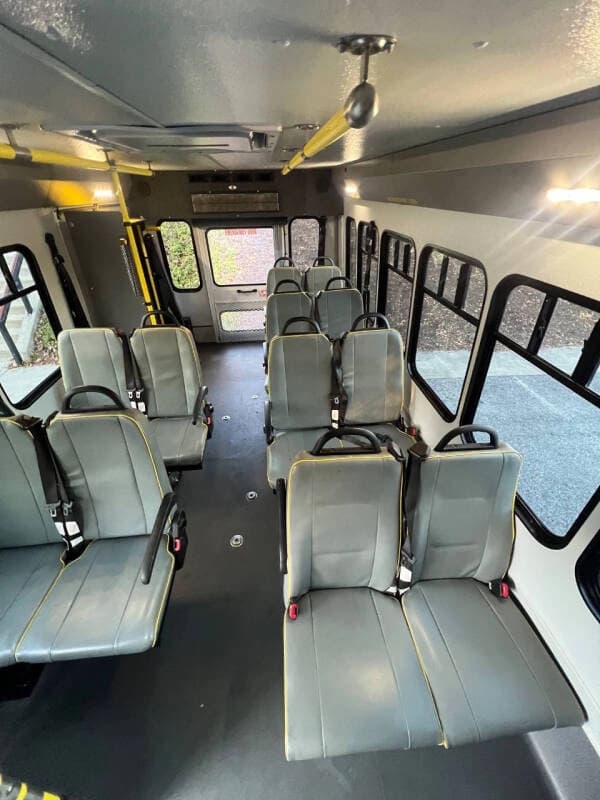2018 Ford E-350 ADA Shuttle Bus - Image 15 2018 Ford E-350 ADA Shuttle Bus - Image 15
