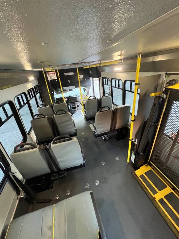 2018 Ford E-350 ADA Shuttle Bus - Image 17 2018 Ford E-350 ADA Shuttle Bus - Image 17