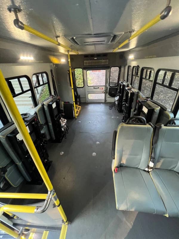 2018 Ford E-350 ADA Shuttle Bus - Image 11 2018 Ford E-350 ADA Shuttle Bus - Image 11
