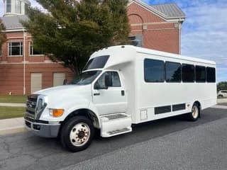 2011 Ford F-650 Super Duty bus 2011 Ford F-650 Super Duty bus
