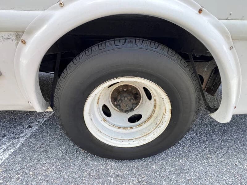 2016 Ford E450 ADA Shuttle Bus - Image 8 2016 Ford E450 ADA Shuttle Bus - Image 8