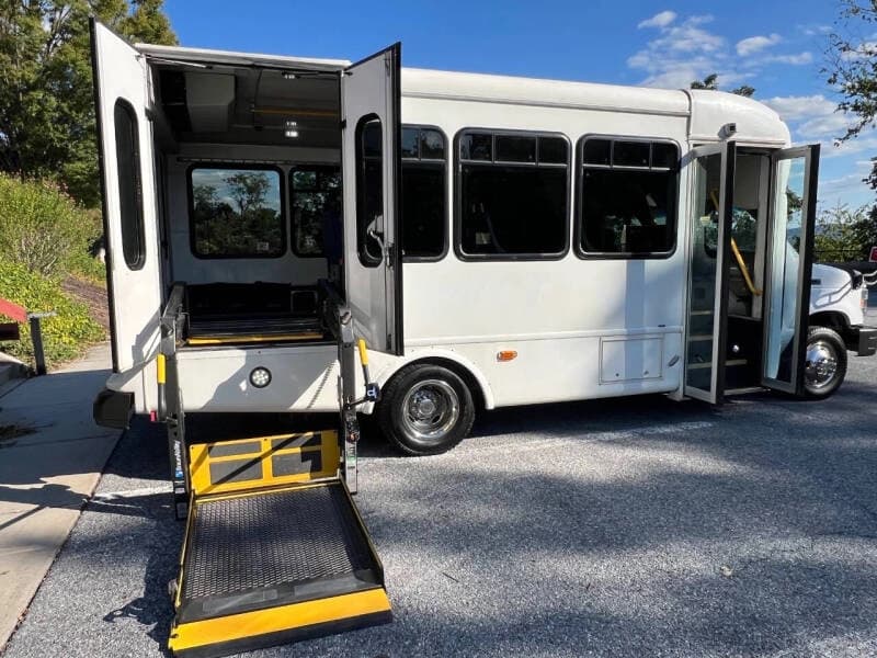2020 Ford E450 ADA Shuttle Bus - Image 15 2020 Ford E450 ADA Shuttle Bus - Image 15