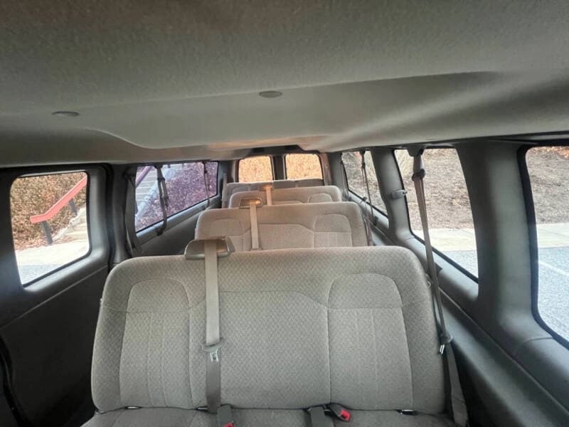 2018 Chevrolet Express LS 3500 Passenger Van - Image 15 2018 Chevrolet Express LS 3500 Passenger Van - Image 15