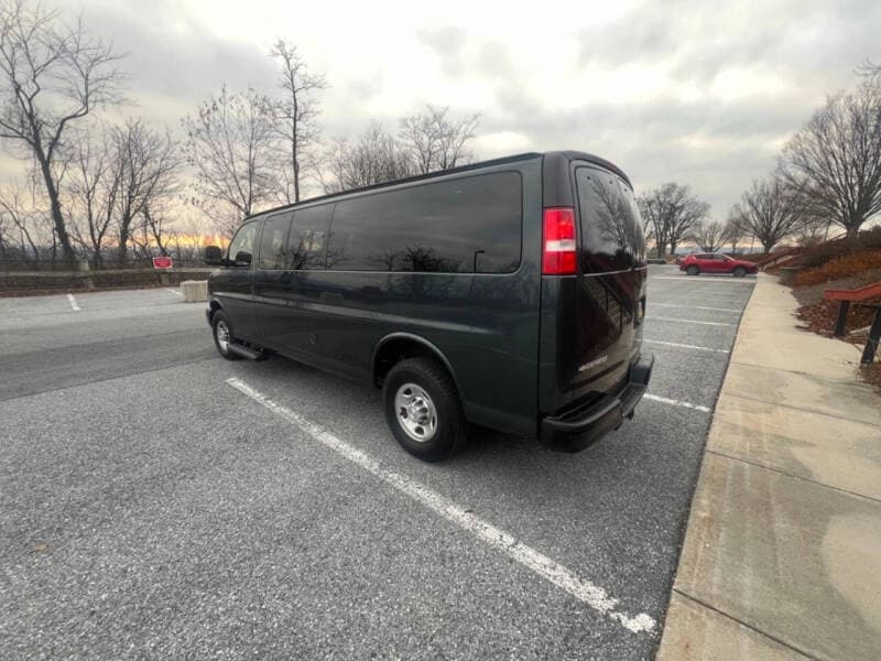 2018 Chevrolet Express LS 3500 Passenger Van - Image 8 2018 Chevrolet Express LS 3500 Passenger Van - Image 8