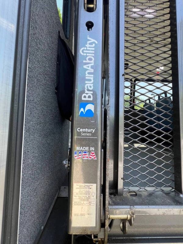 2017 Ford E450 ADA Shuttle Bus - Image 10 2017 Ford E450 ADA Shuttle Bus - Image 10