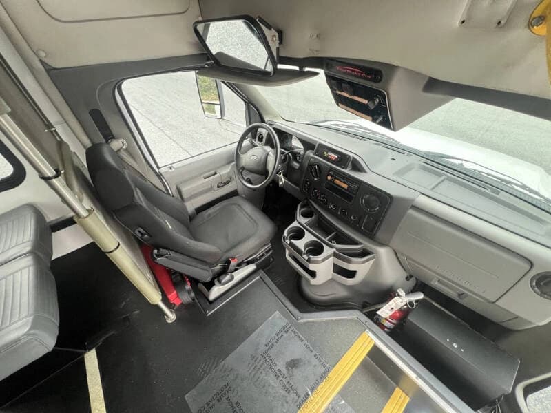 2018 Ford E450 ADA Shuttle Bus - Image 13 2018 Ford E450 ADA Shuttle Bus - Image 13