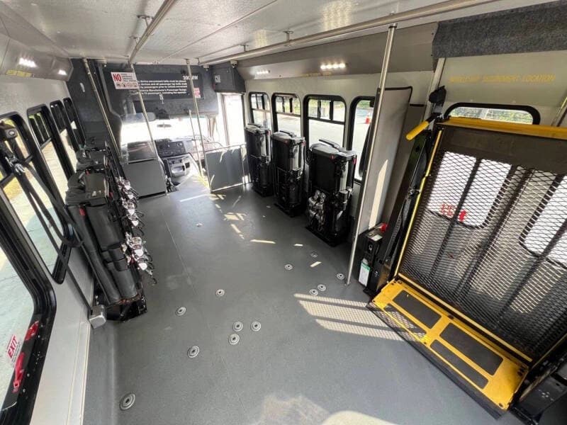 2016 Ford E450 Shuttle Bus - Image 19 2016 Ford E450 Shuttle Bus - Image 19