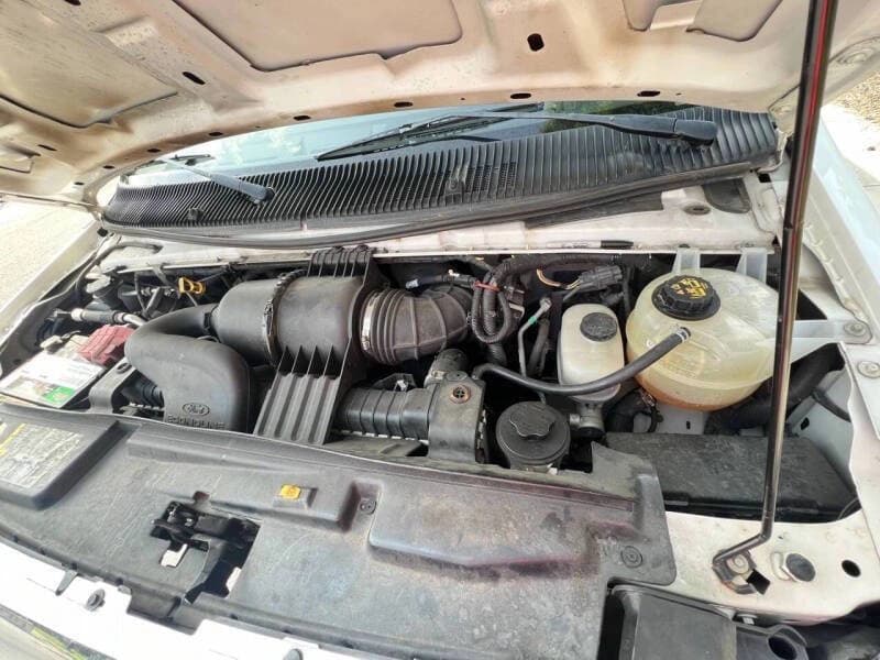 2016 Ford E450 Shuttle Bus - Image 10 2016 Ford E450 Shuttle Bus - Image 10