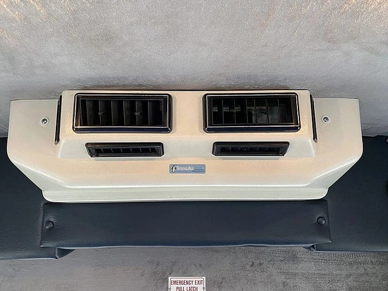 2003 Ford E450 Cutaway Shuttle Bus - Image 16 2003 Ford E450 Cutaway Shuttle Bus - Image 16