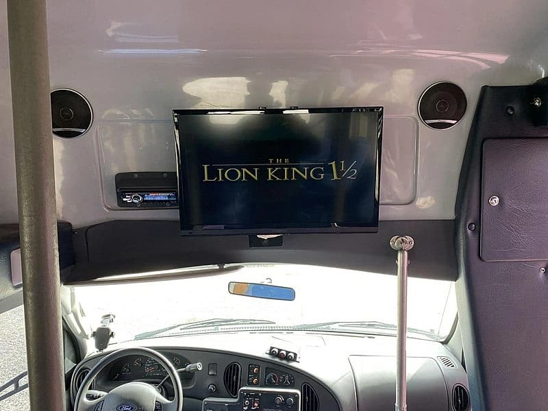 2003 Ford E450 Cutaway Shuttle Bus - Image 18 2003 Ford E450 Cutaway Shuttle Bus - Image 18