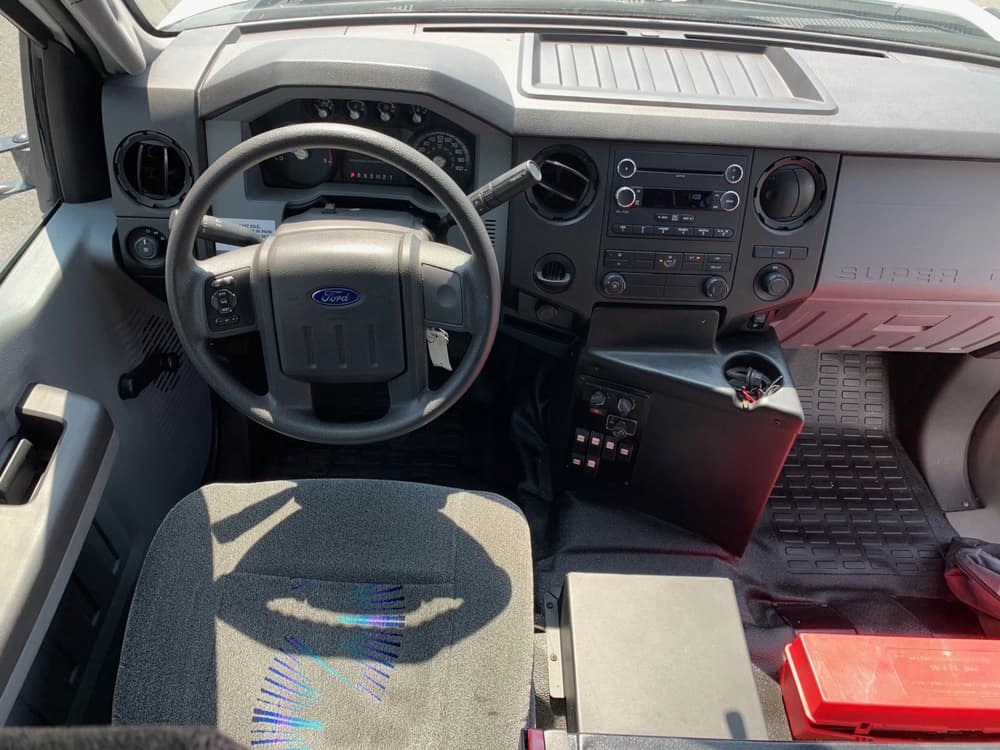 2012 Ford F550 Shuttle Bus - Image 9 2012 Ford F550 Shuttle Bus - Image 9