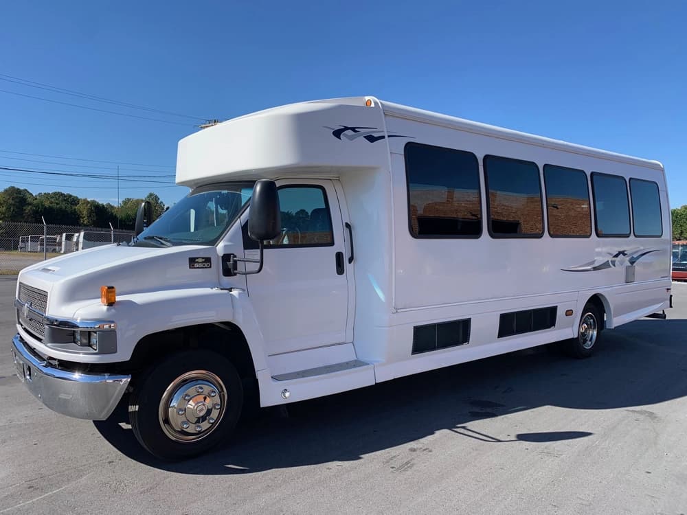 2008 Chevrolet C5500 Shuttle Bus - Image 7 2008 Chevrolet C5500 Shuttle Bus - Image 7