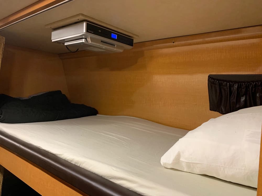 2008 Prevost XLII Motorhome - Image 14 2008 Prevost XLII Motorhome - Image 14