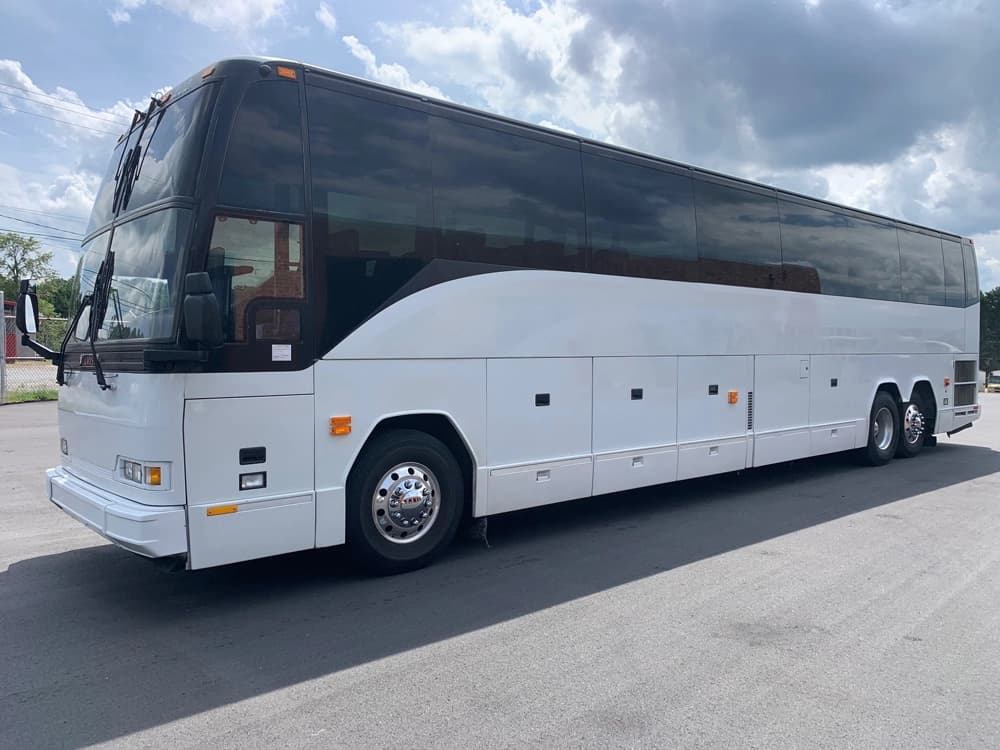 2000 Prevost H3-45 Coach Bus - Image 7 2000 Prevost H3-45 Coach Bus - Image 7