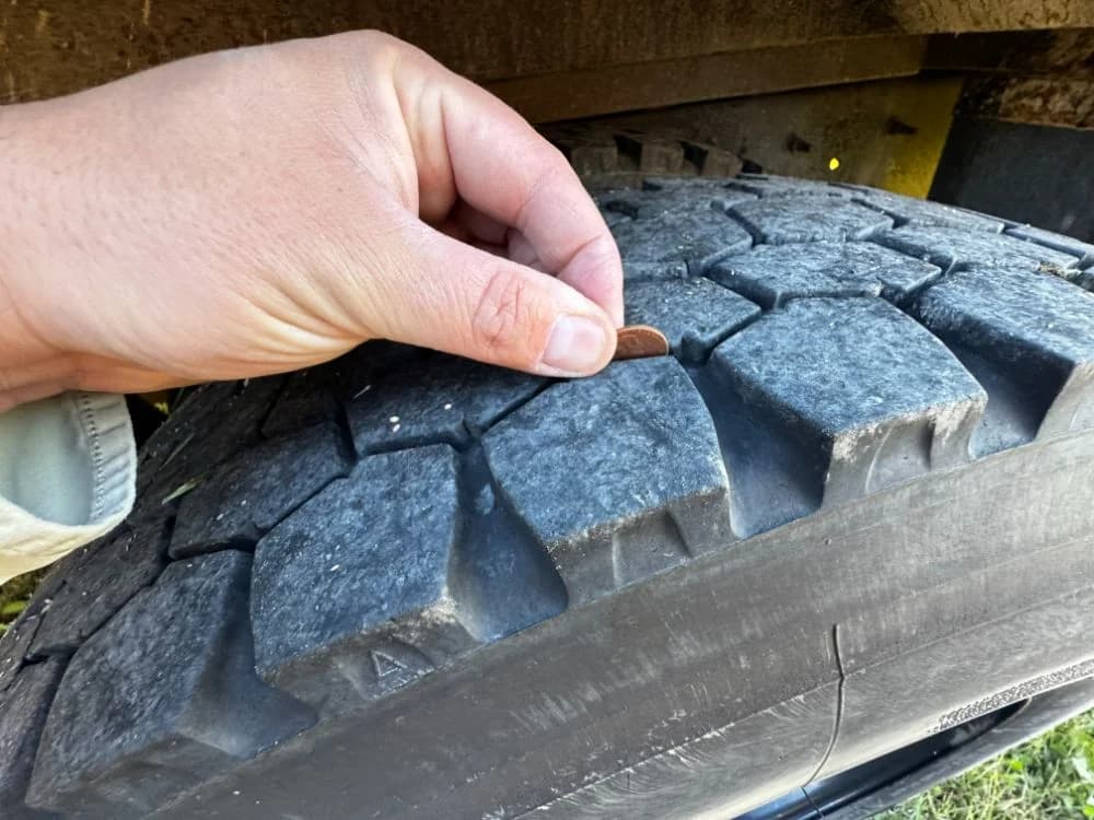 2016 IC 3000 - Thumbnail 19 2016 IC 3000 - Thumbnail 19