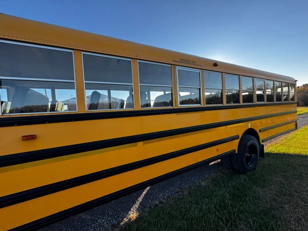 2016 IC 3000 - Thumbnail 8 2016 IC 3000 - Thumbnail 8