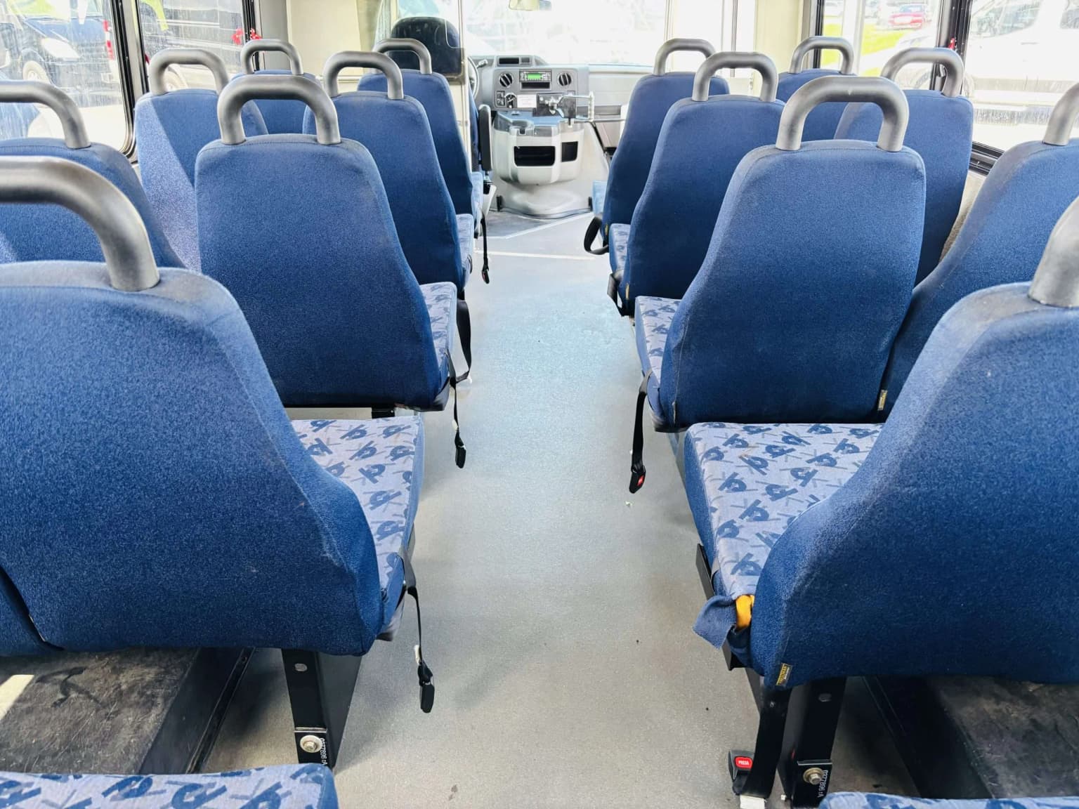 2017 Ford E450 Challenger 25P - Thumbnail 10 2017 Ford E450 Challenger 25P - Thumbnail 10