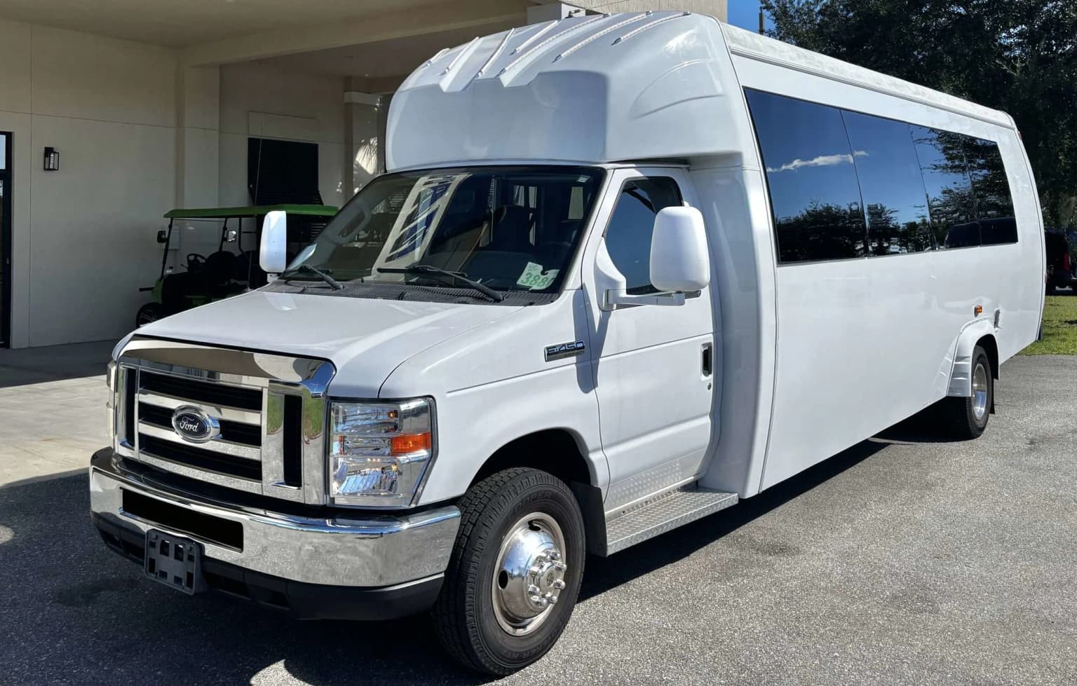 2018 Ford E-450 bus 2018 Ford E-450 bus