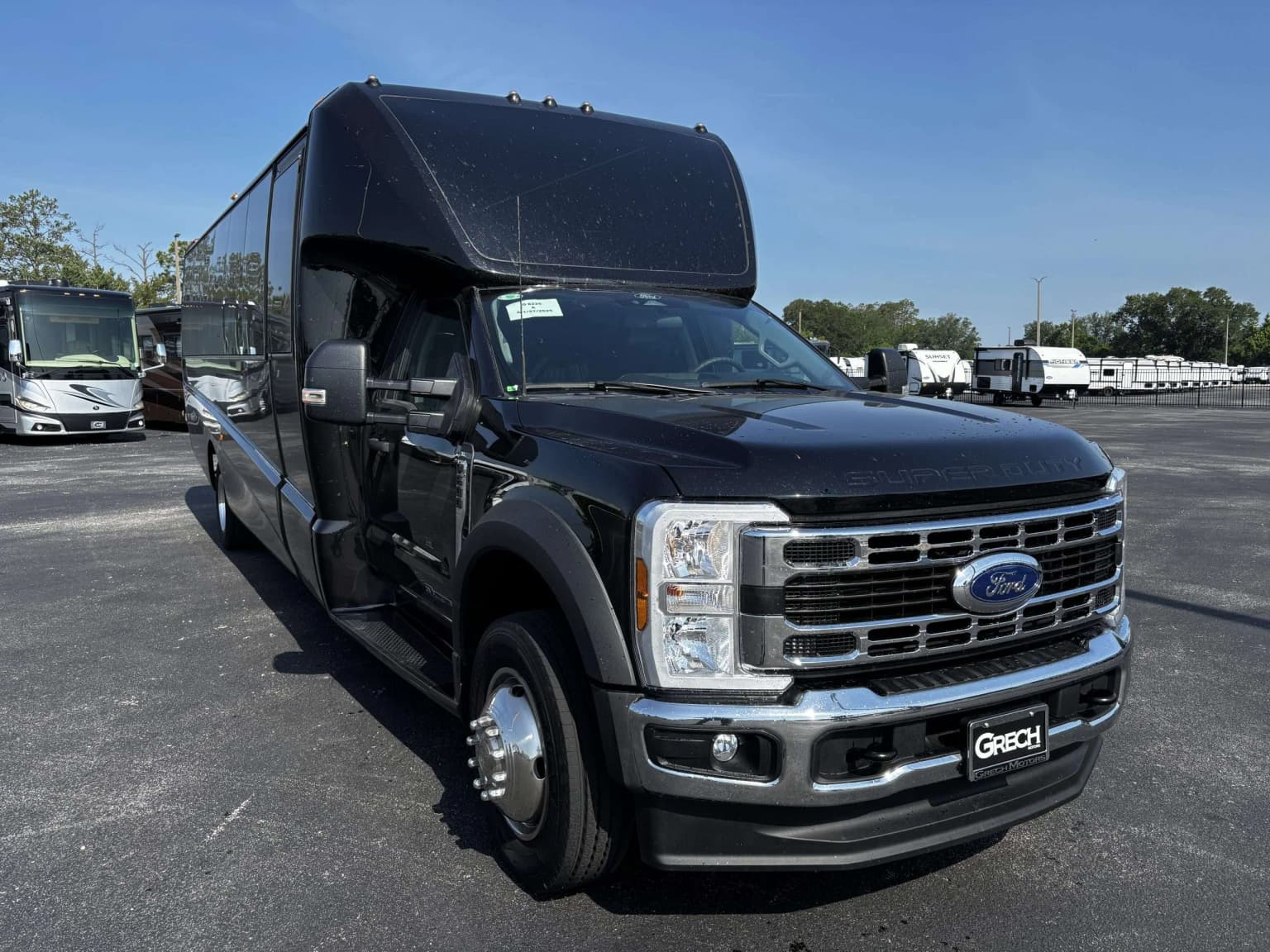 2024 Ford F-600 Grech 28P GM33 - Thumbnail 2 2024 Ford F-600 Grech 28P GM33 - Thumbnail 2