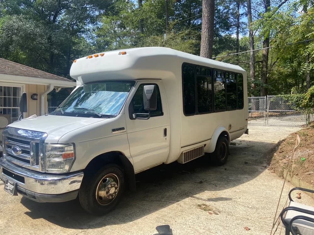 2011 Ford Cutaway - Thumbnail 11 2011 Ford Cutaway - Thumbnail 11