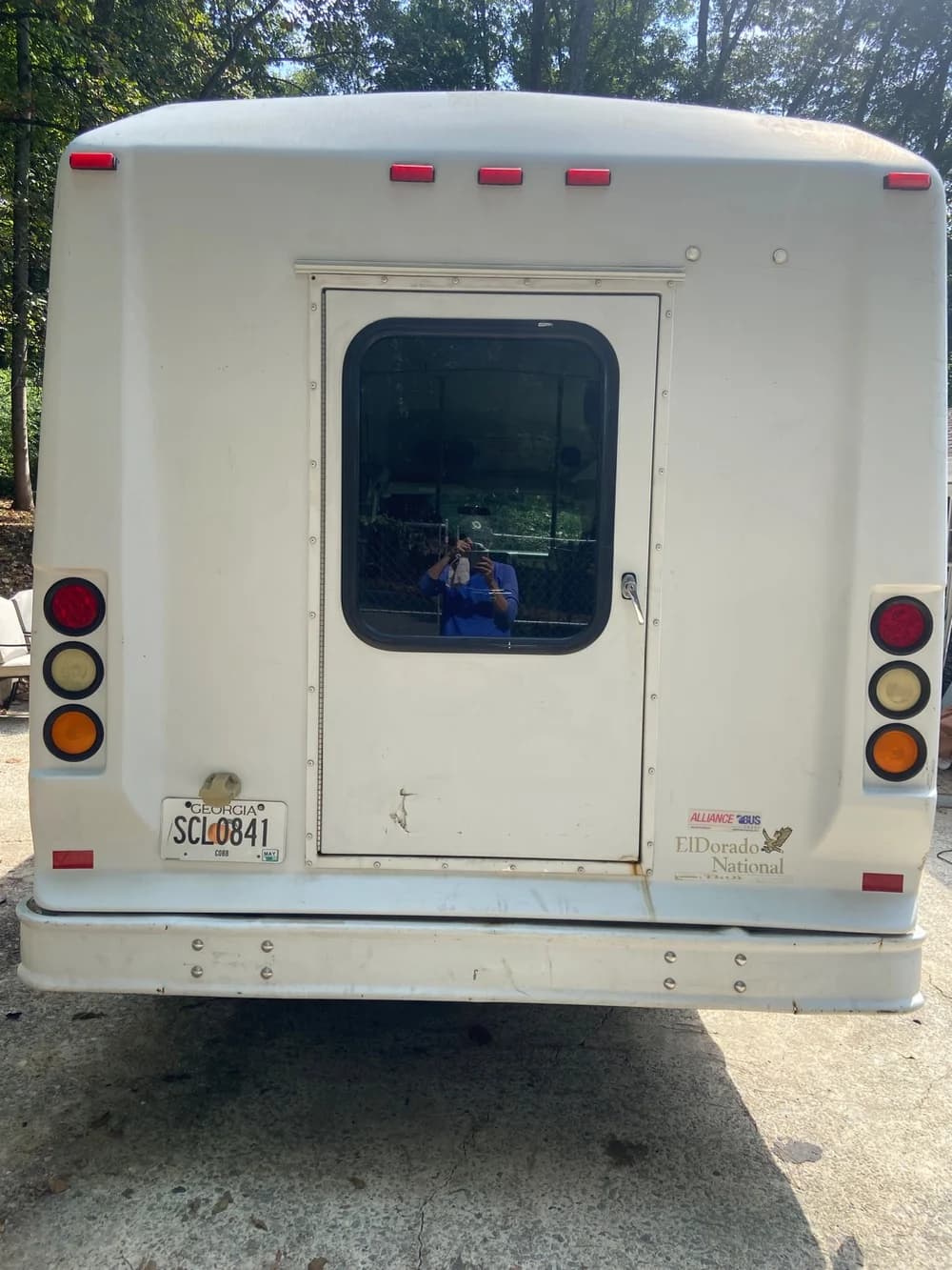 2011 Ford Cutaway - Thumbnail 6 2011 Ford Cutaway - Thumbnail 6