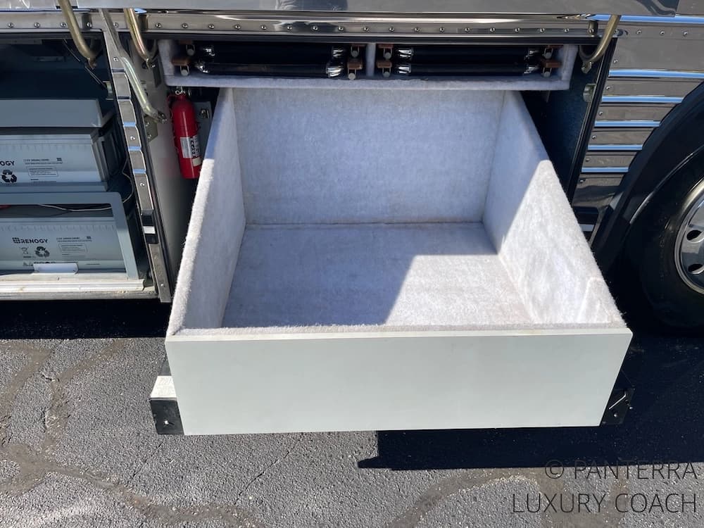 1990 Prevost American Coach XL 40 Coach - Thumbnail 11 1990 Prevost American Coach XL 40 Coach - Thumbnail 11