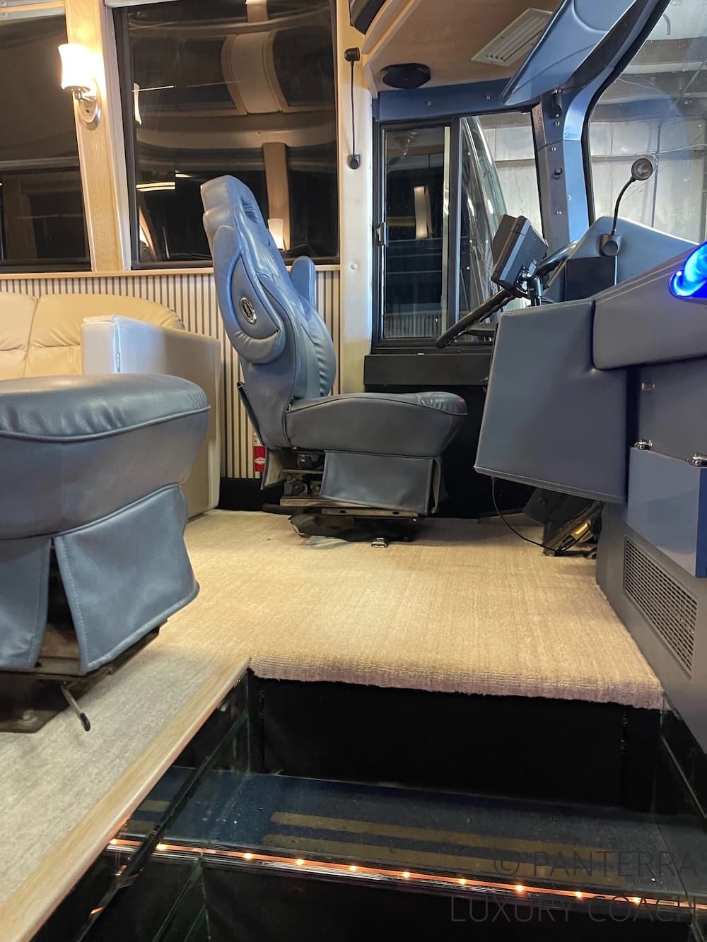 1990 Prevost American Coach XL 40 Coach - Thumbnail 22 1990 Prevost American Coach XL 40 Coach - Thumbnail 22