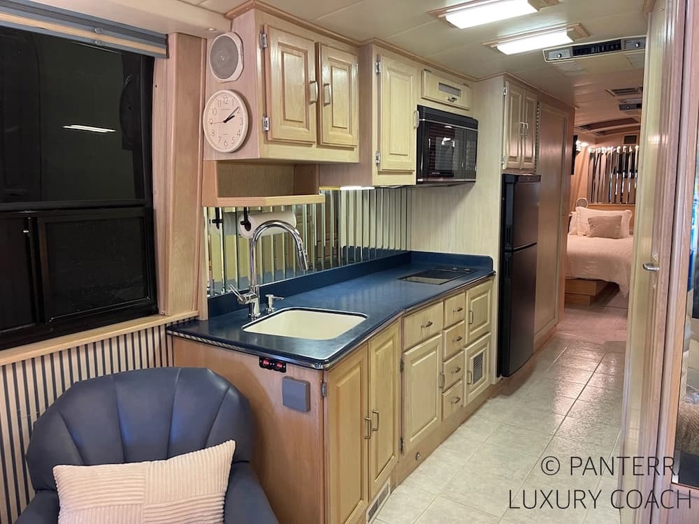 1990 Prevost American Coach XL 40 Coach - Thumbnail 30 1990 Prevost American Coach XL 40 Coach - Thumbnail 30