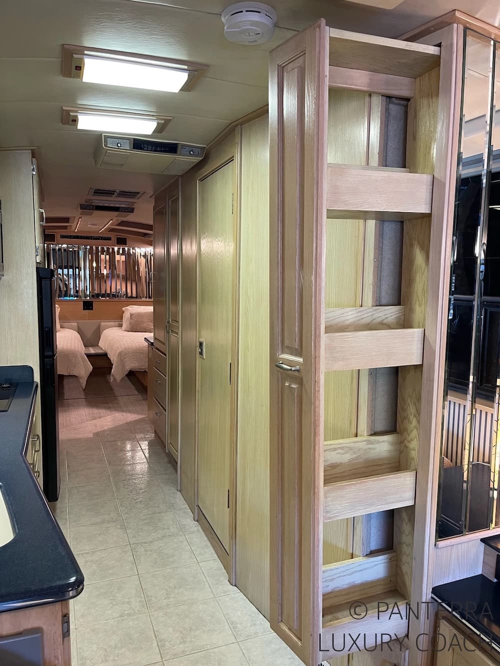 1990 Prevost American Coach XL 40 Coach - Thumbnail 32 1990 Prevost American Coach XL 40 Coach - Thumbnail 32