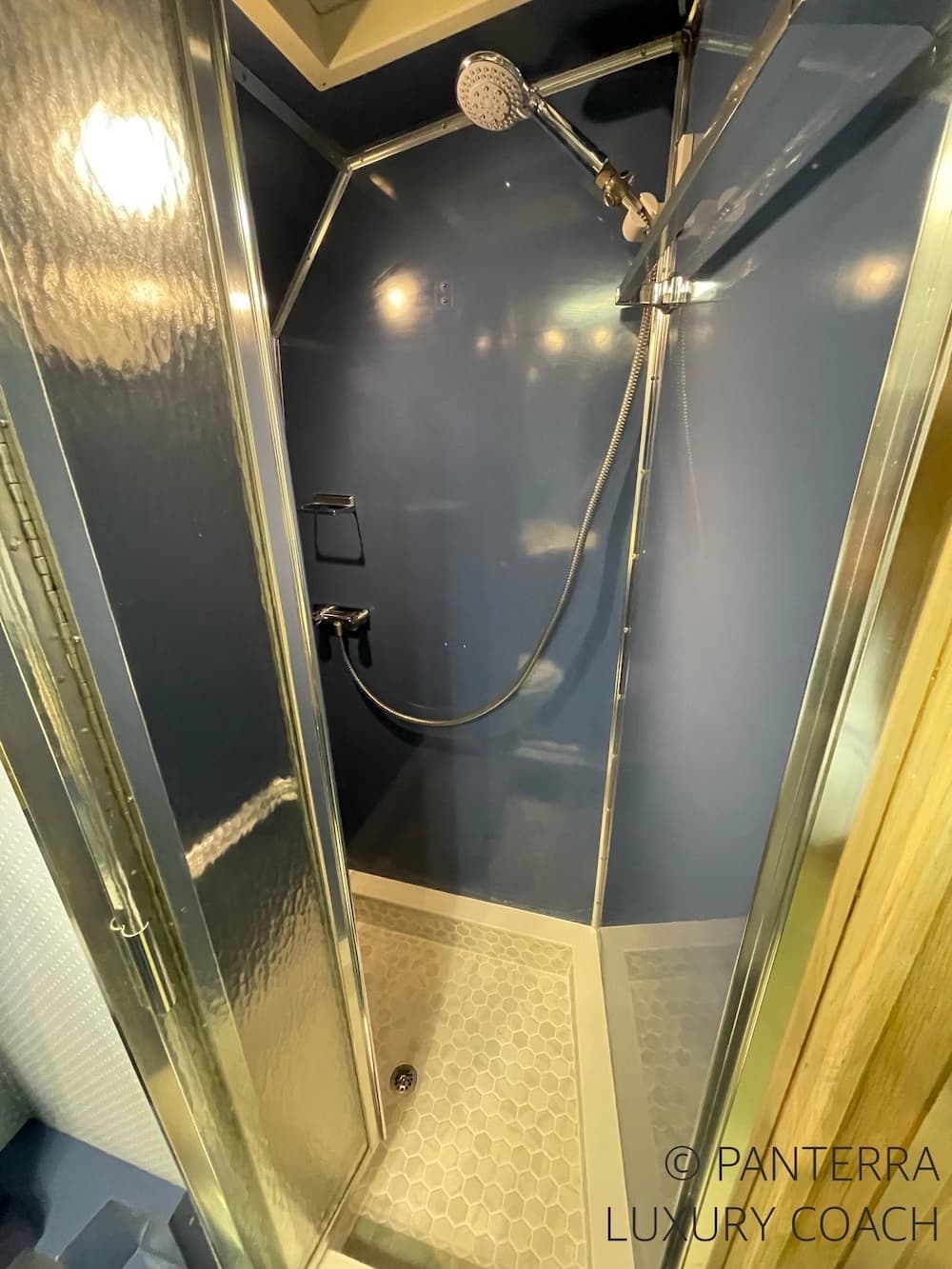 1990 Prevost American Coach XL 40 Coach - Thumbnail 40 1990 Prevost American Coach XL 40 Coach - Thumbnail 40